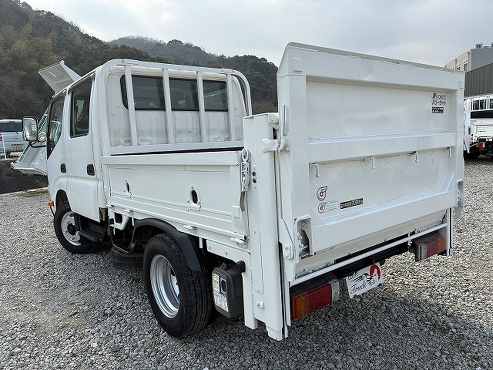 日野　デュトロ