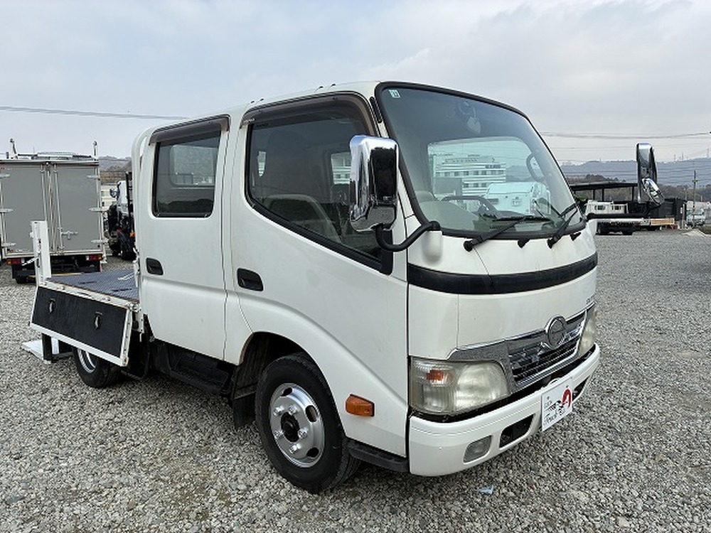 日野　デュトロ
