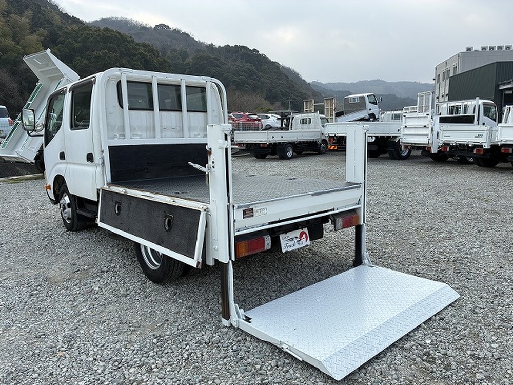 日野　デュトロ