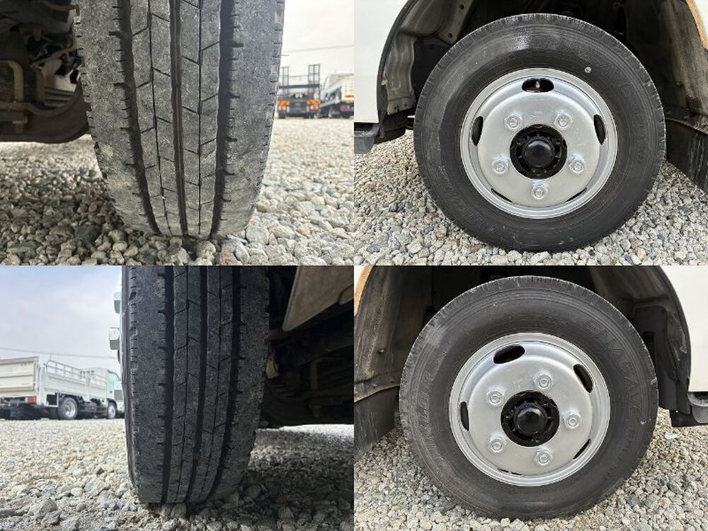 日野　デュトロ