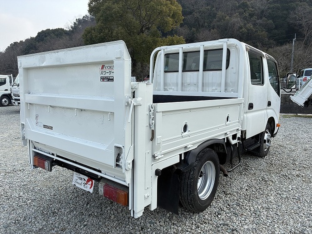 日野　デュトロ