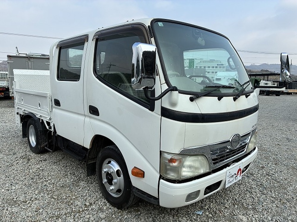 日野　デュトロ