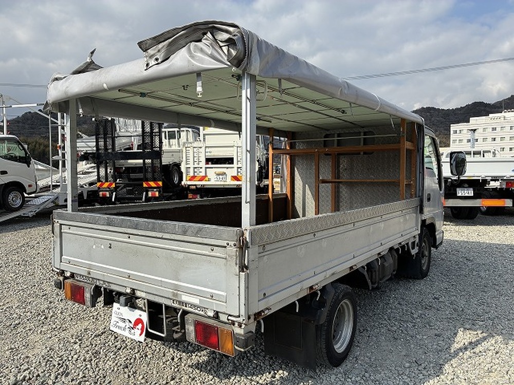 日産　アトラストラック