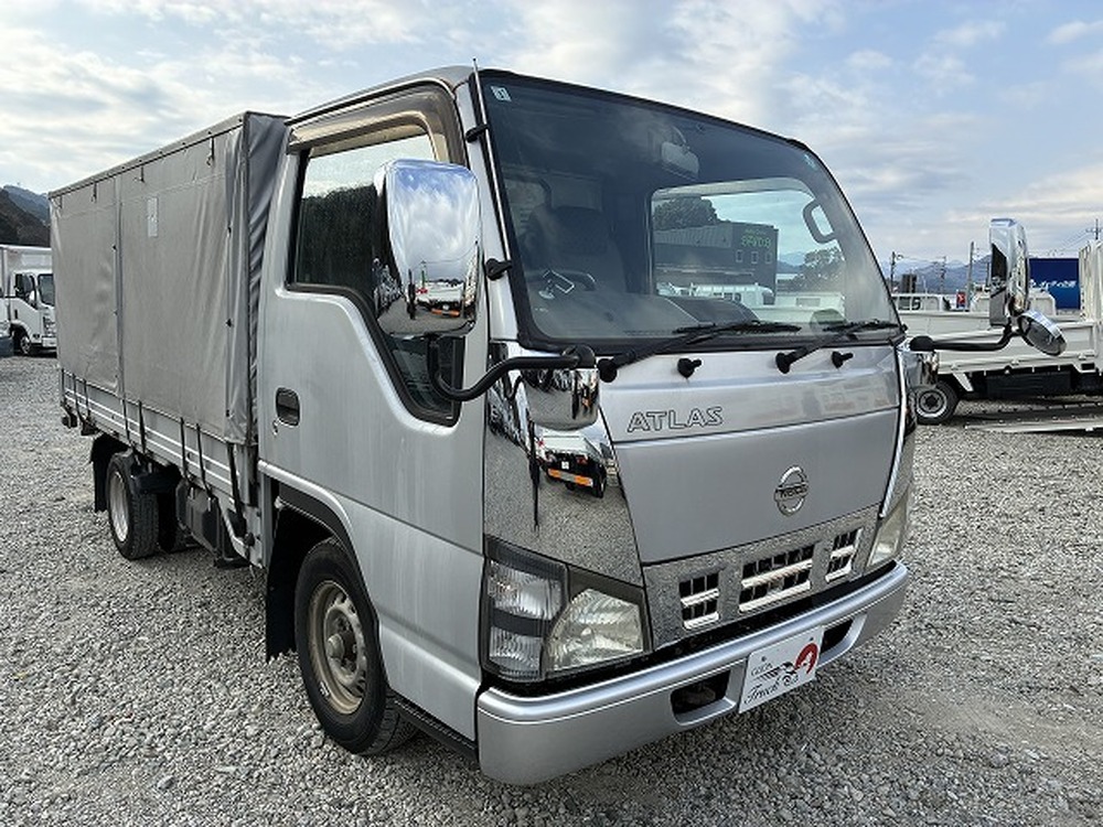 日産　アトラストラック