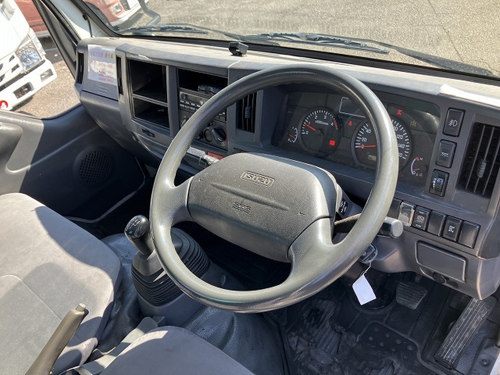 いすゞ　エルフ