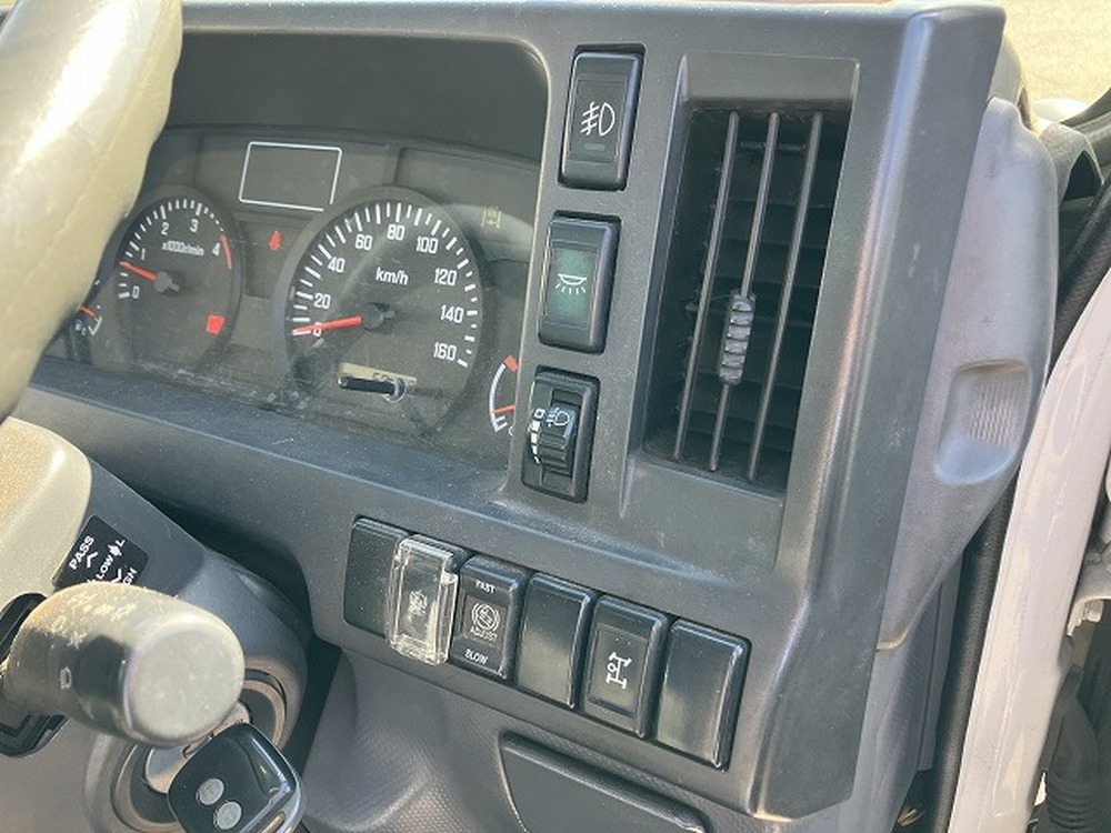 いすゞ　エルフ