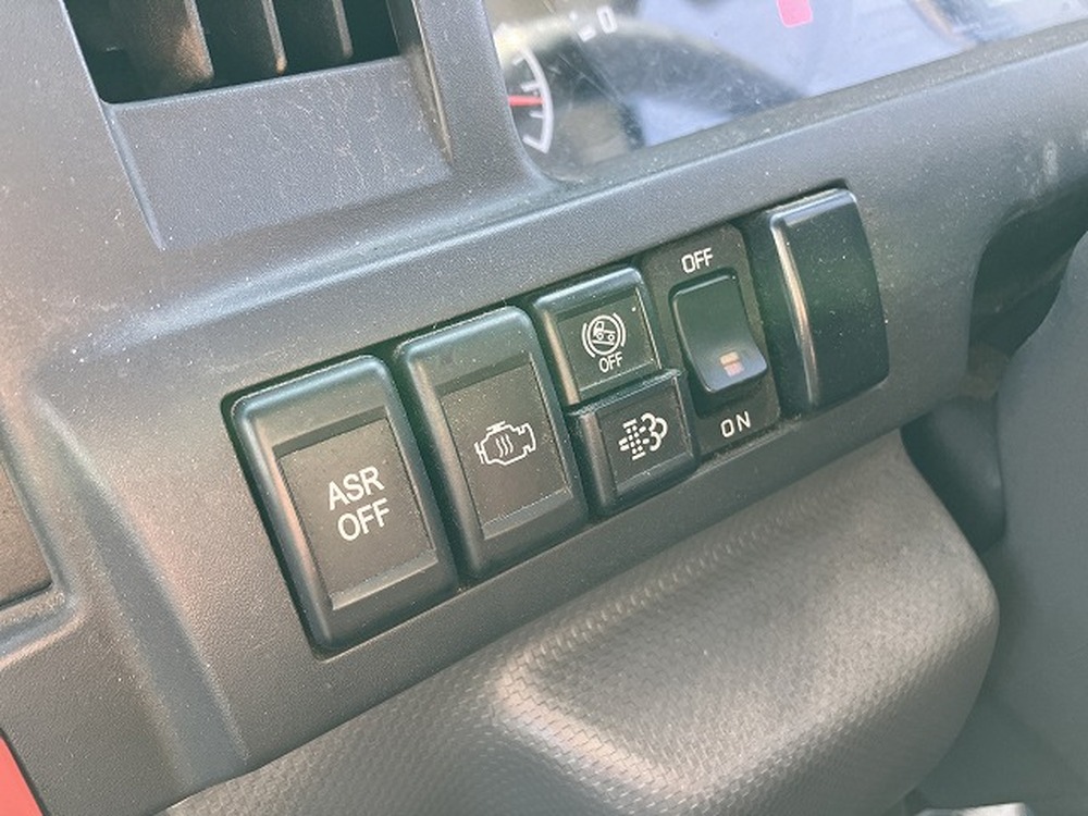 いすゞ　エルフ