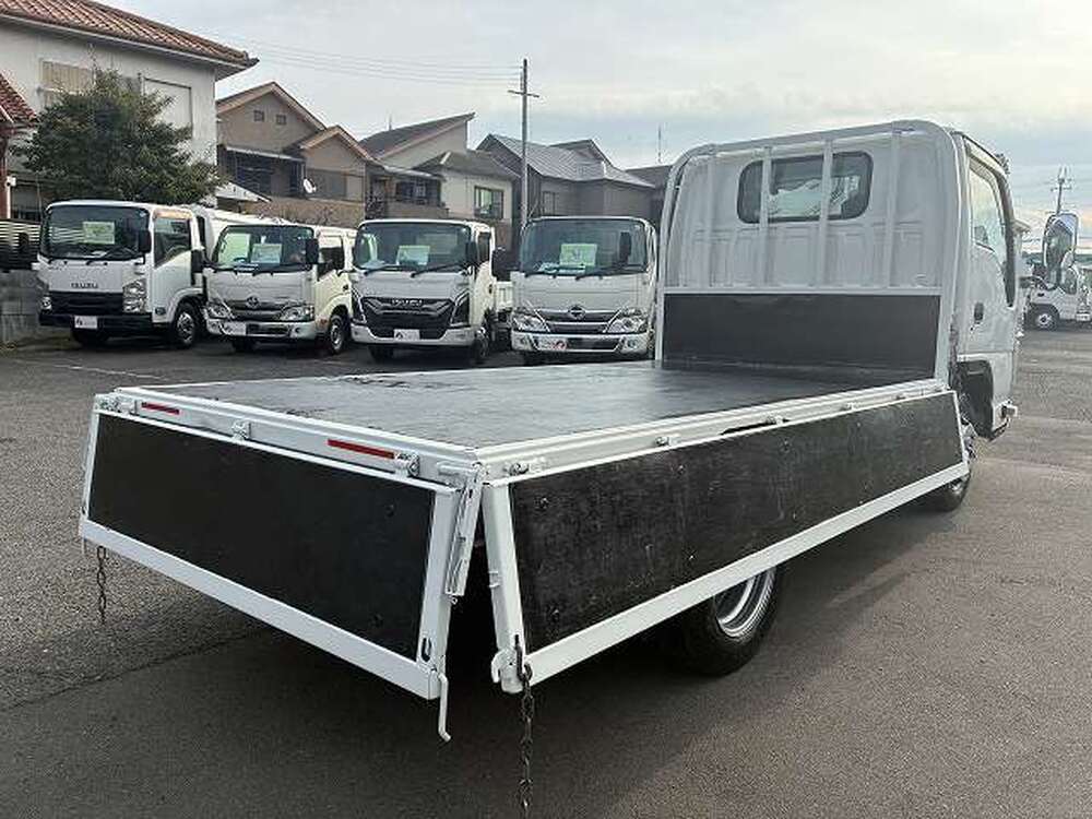 いすゞ　エルフ