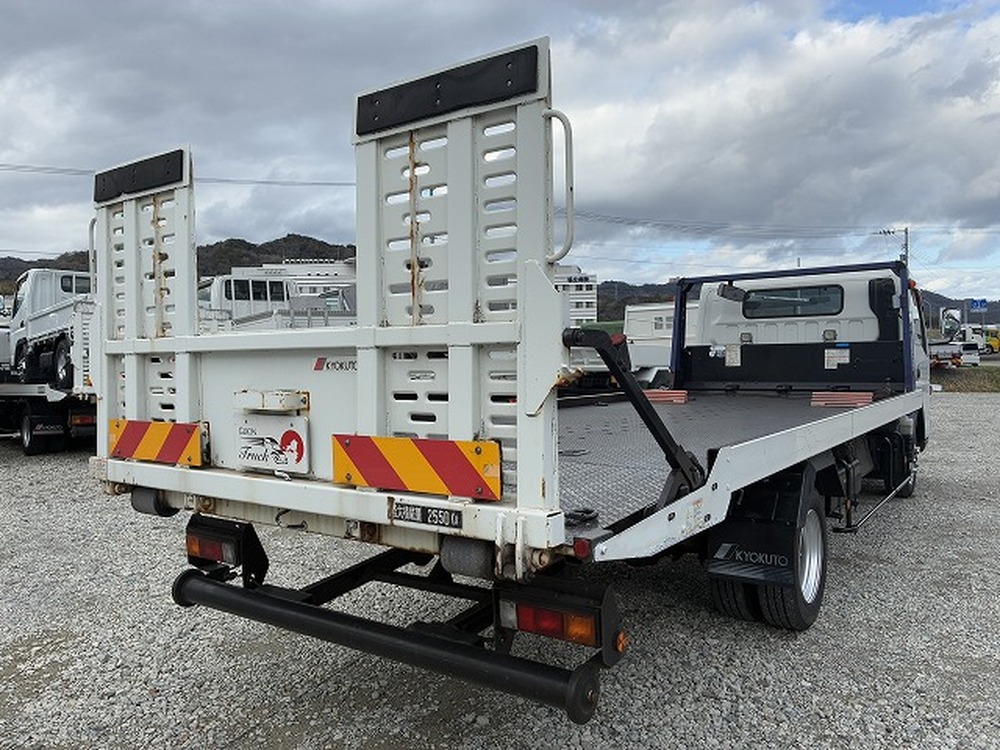 三菱ふそう　キャンター