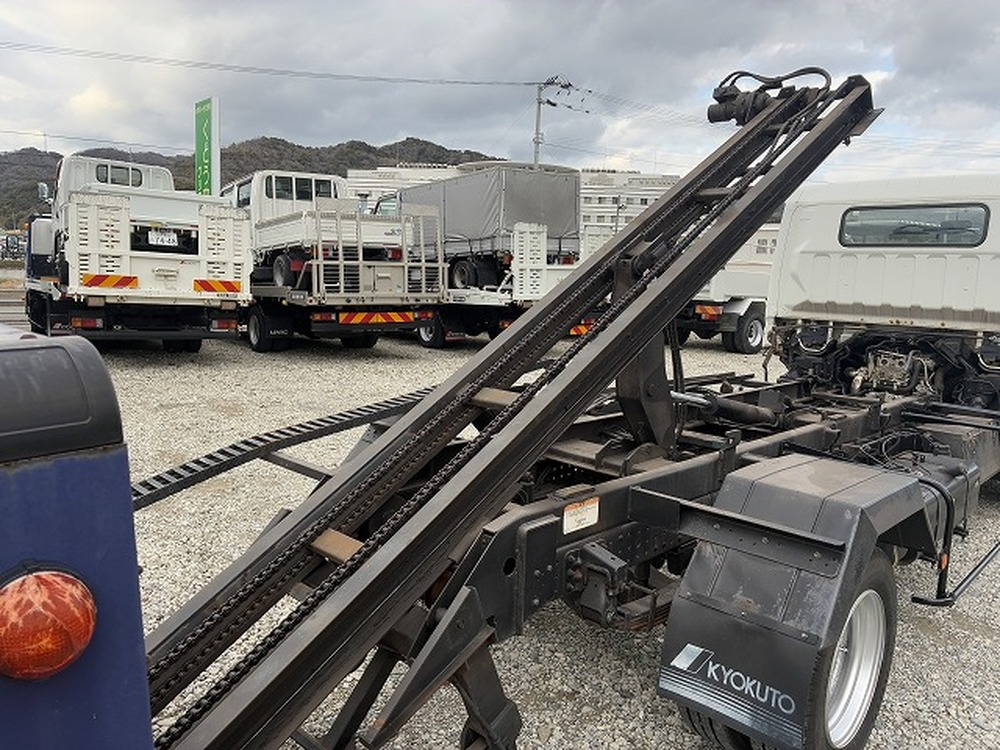 三菱ふそう　キャンター