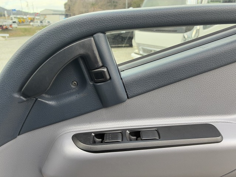 三菱ふそう　キャンター