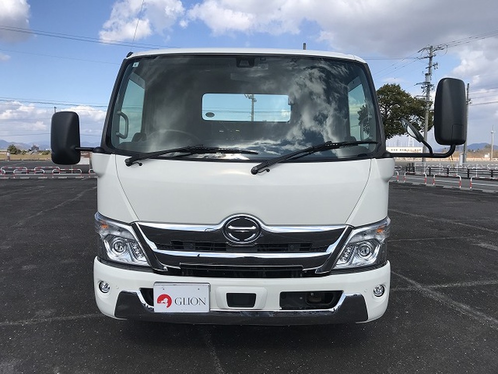 日野　デュトロ