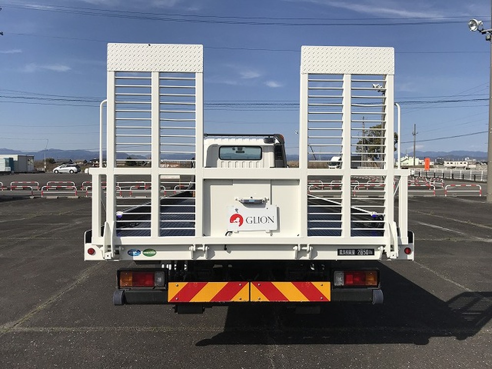 日野　デュトロ