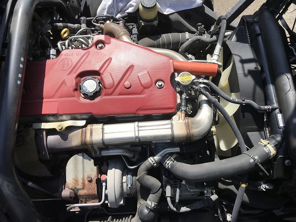 日野　デュトロ