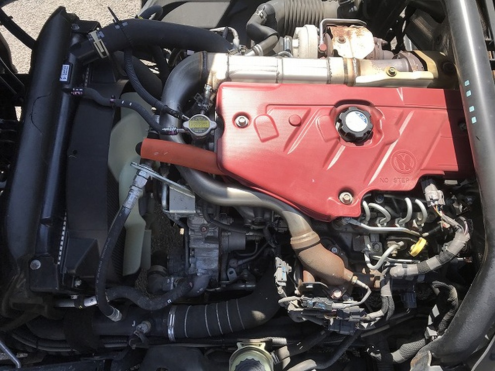 日野　デュトロ