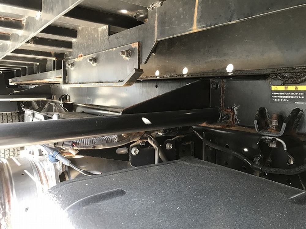 日野　デュトロ