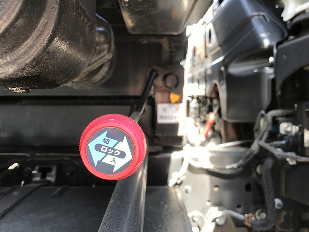 日野　デュトロ