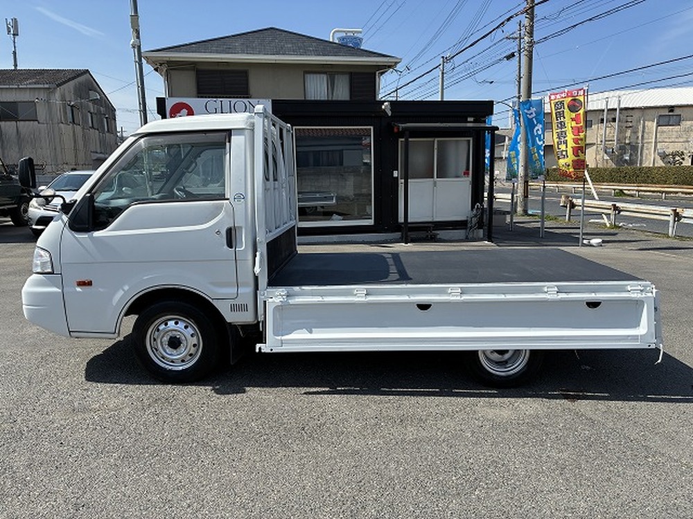 マツダ　ボンゴ