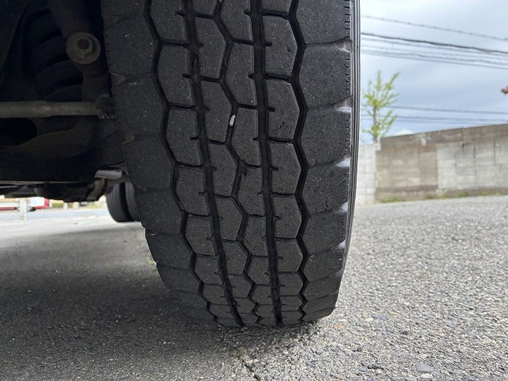 いすゞ　エルフ