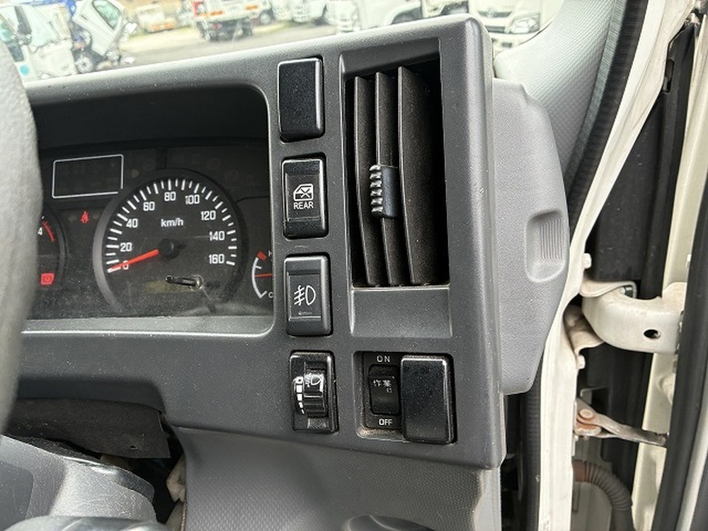 いすゞ　エルフ