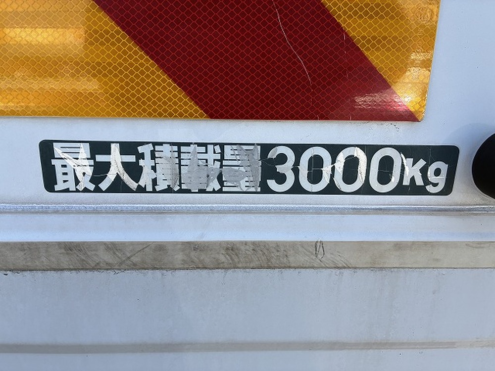 三菱ふそう　キャンター