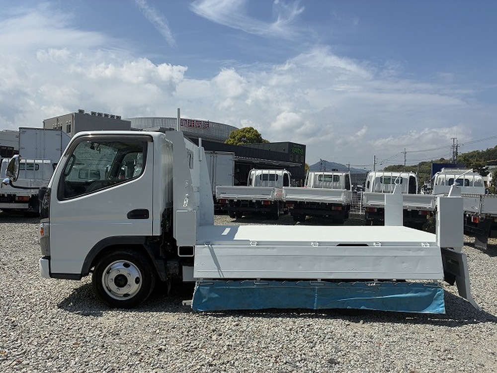 三菱ふそう　キャンター