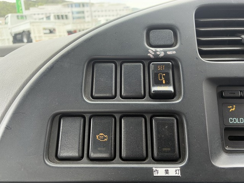 いすゞ　フォワード