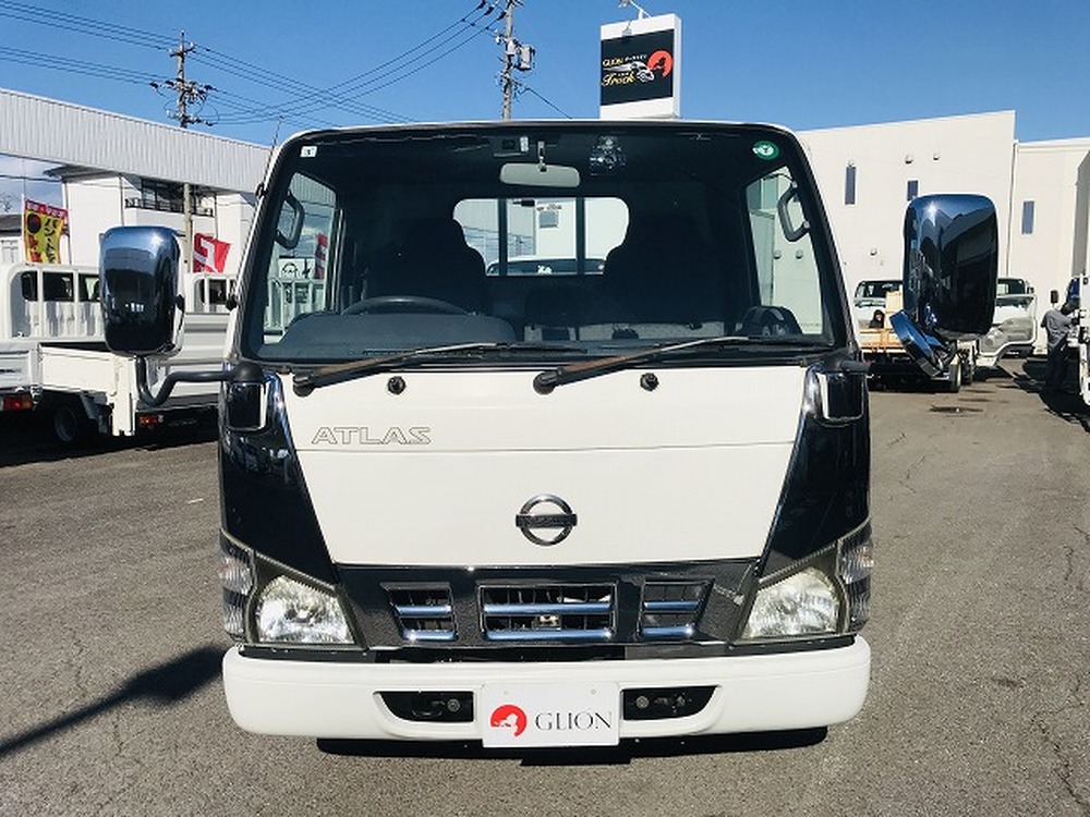 日産　アトラストラック