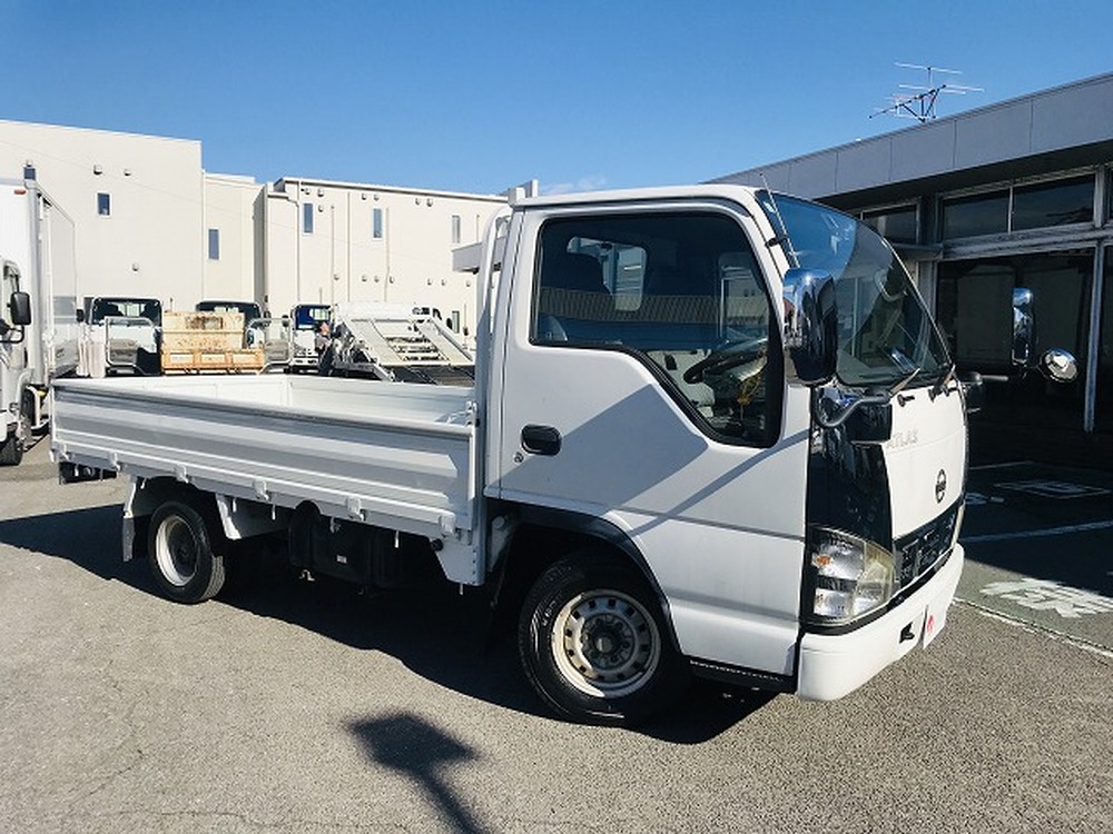 日産　アトラストラック