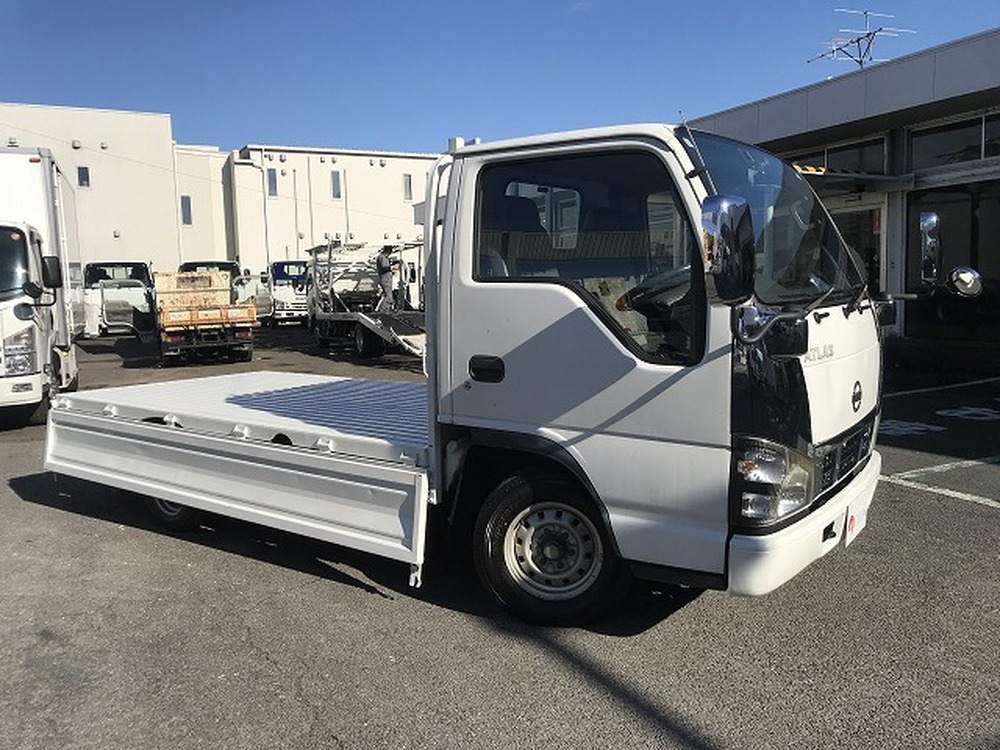 日産　アトラストラック