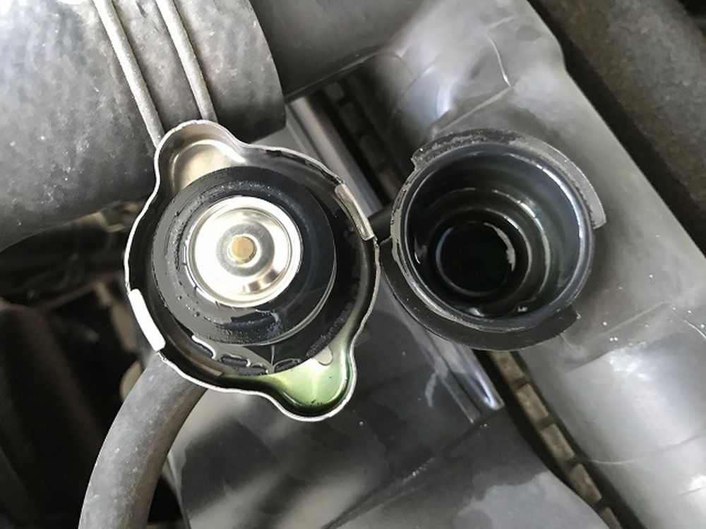 日産　アトラストラック