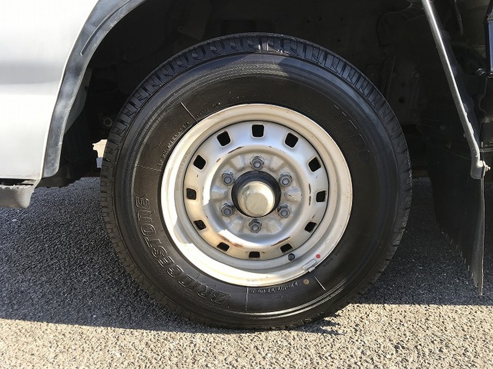 日産　アトラストラック