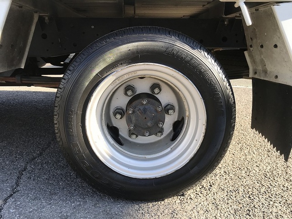 日産　アトラストラック