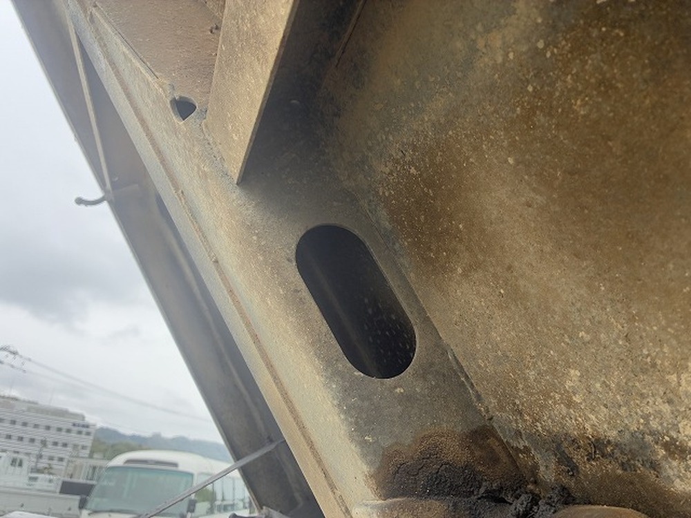 いすゞ　エルフ