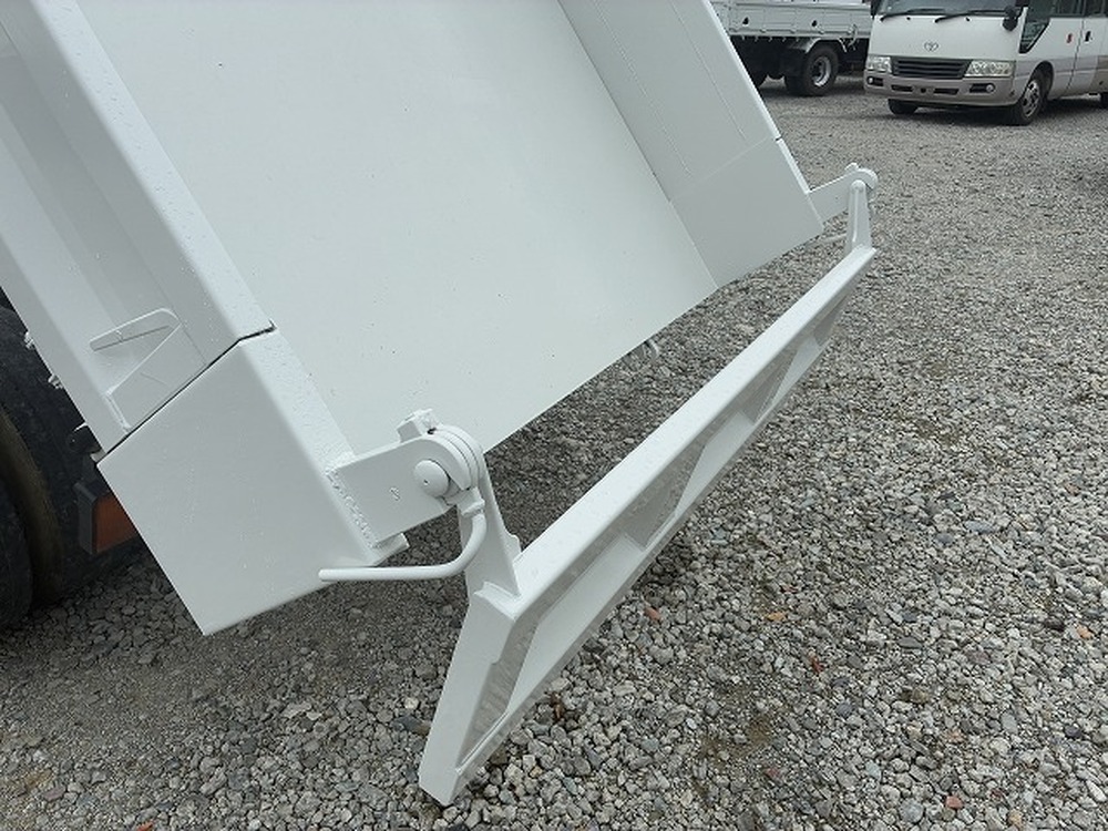 いすゞ　エルフ