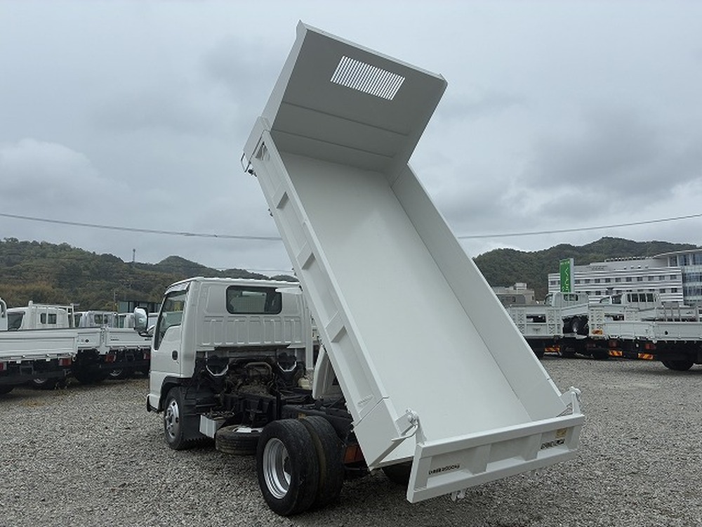 いすゞ　エルフ