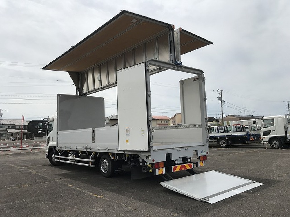 いすゞ　フォワード