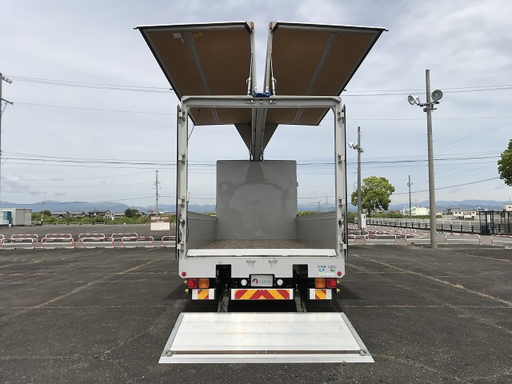 いすゞ　フォワード