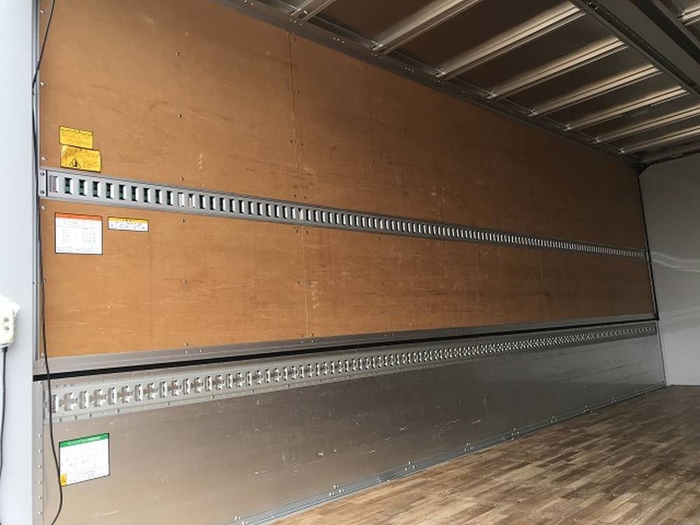 いすゞ　フォワード