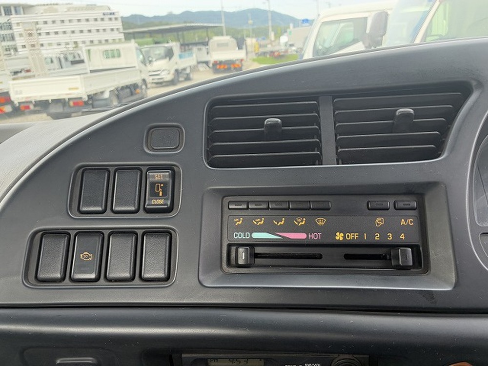いすゞ　フォワード