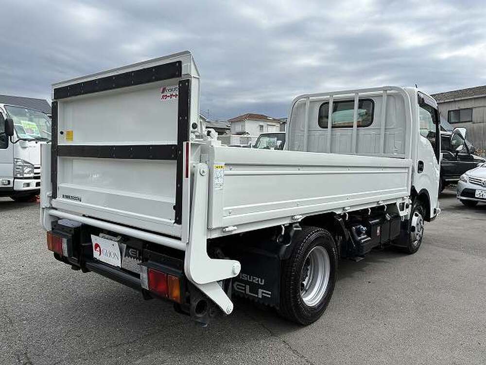 いすゞ　エルフ