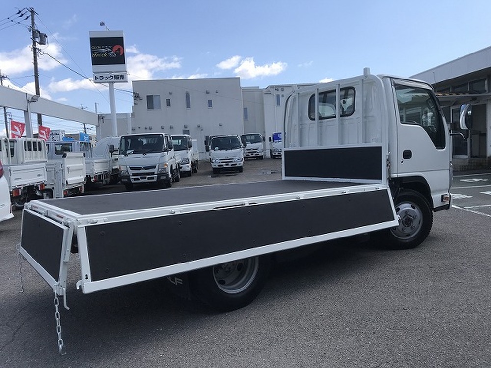 いすゞ　エルフ