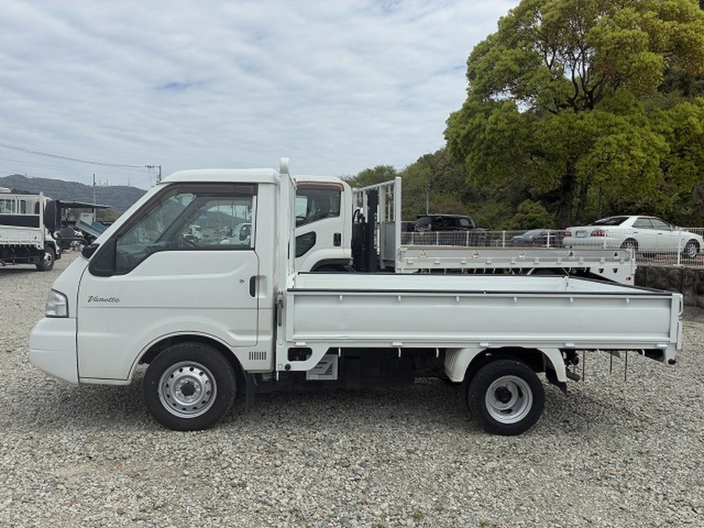 日産　バネットトラック