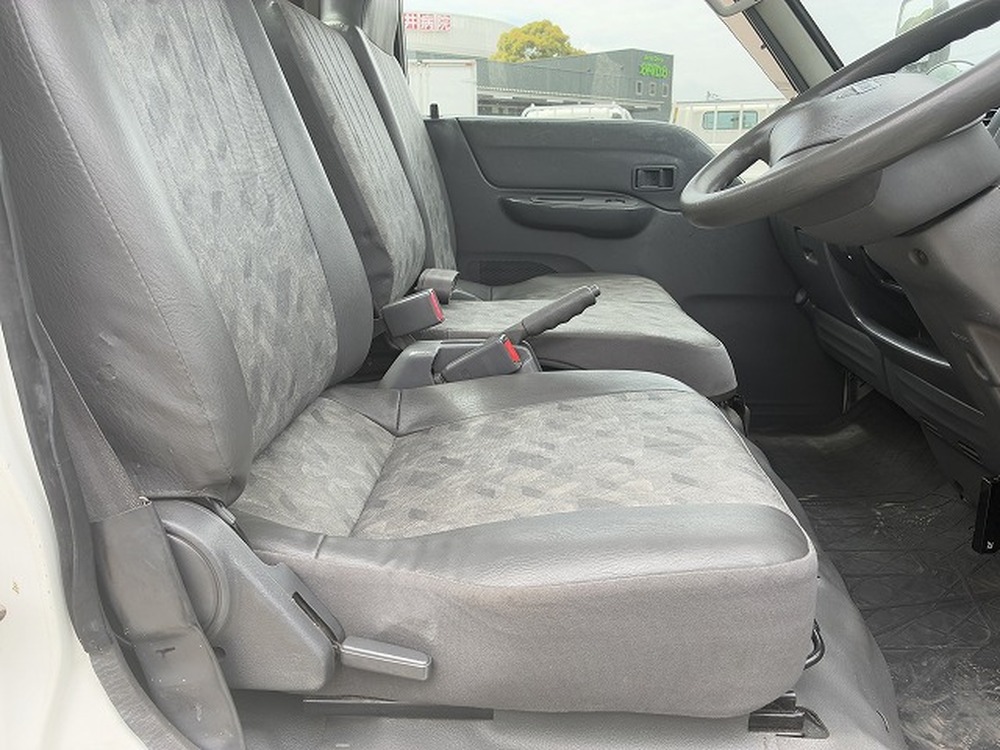 日産　バネットトラック