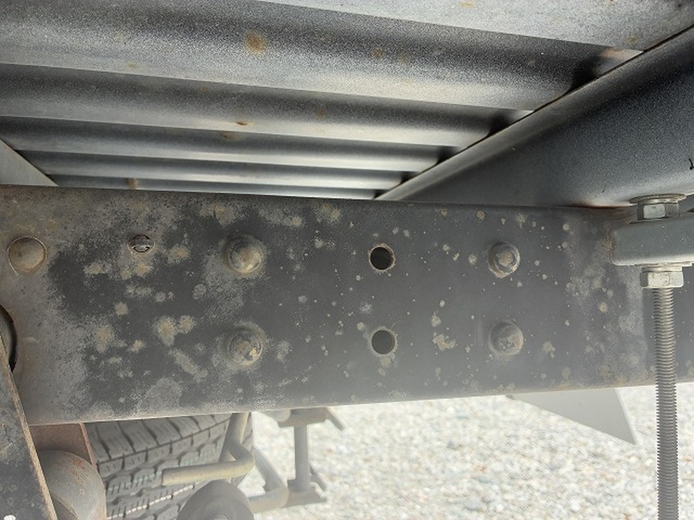 日産　バネットトラック