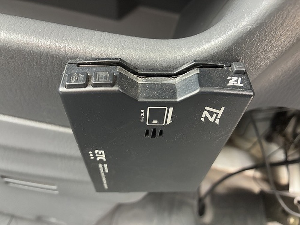 日産　バネットトラック