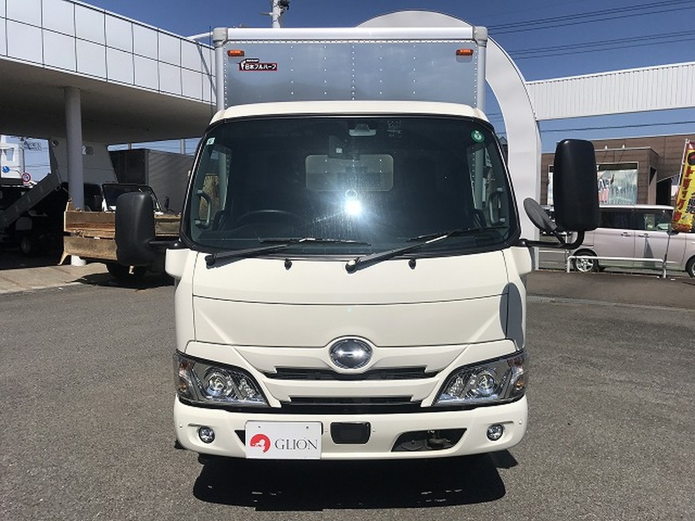 日野　デュトロ