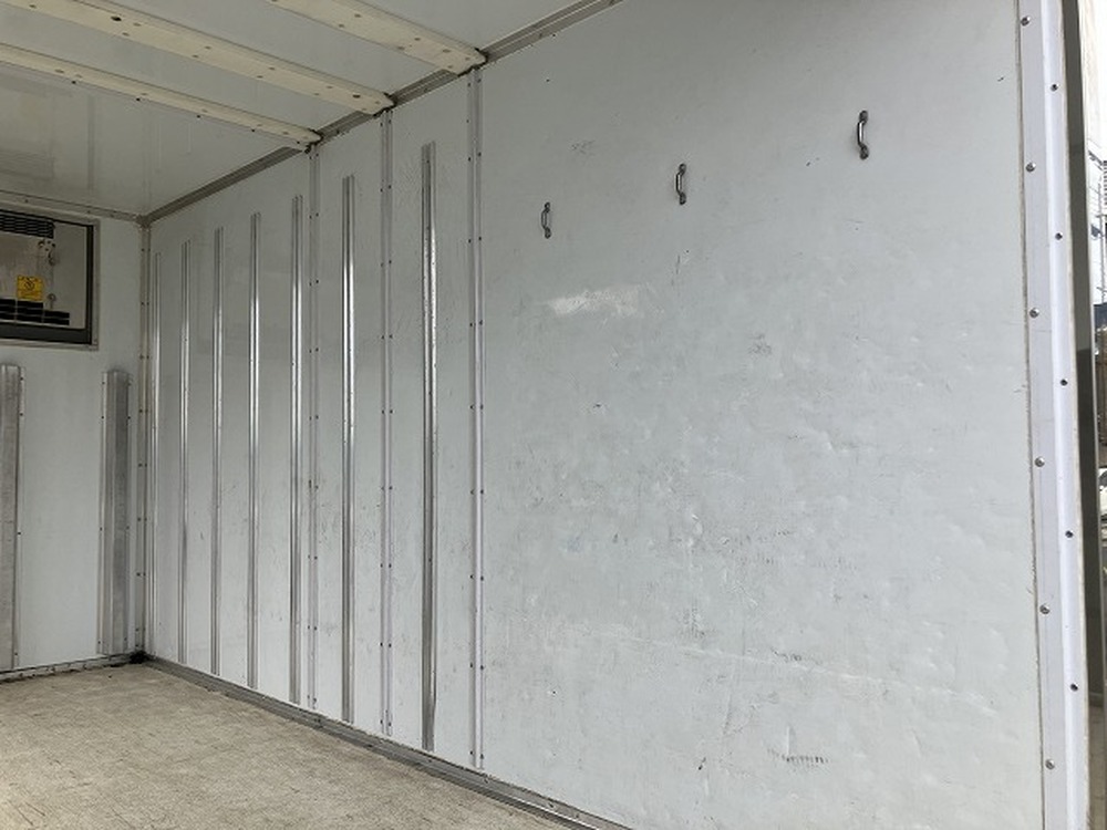 いすゞ　エルフ