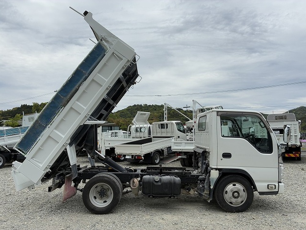 いすゞ　エルフ