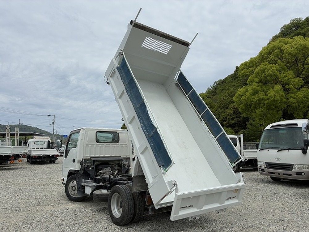 いすゞ　エルフ